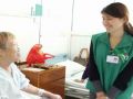 深圳两会：代表提案发展医务社工缓解医患矛盾