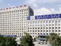 协会副会长刘良玉一行三人考察承德市中心医院