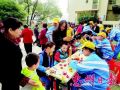 如何让居民享受专业社工服务？代表委员献计策
