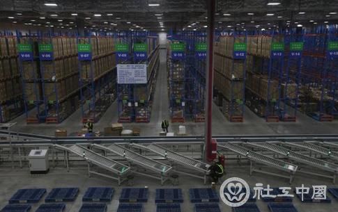 2014年4月23日，疫苗储存运输地-冷链建设系统-北京三康德乐北区营运中心。 视觉中国 图