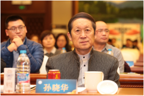 孙晓华