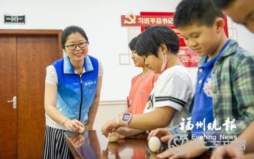 林钦燕：当社工的“闽都英才”